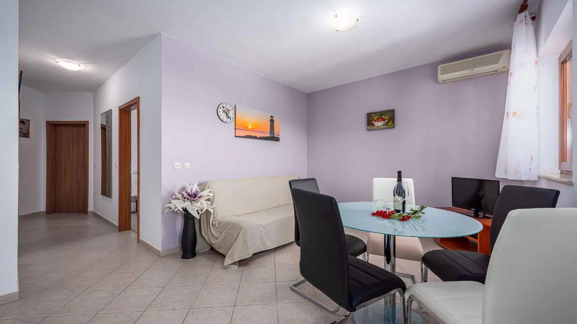 Apartment Drenje 3 0*, Дрене